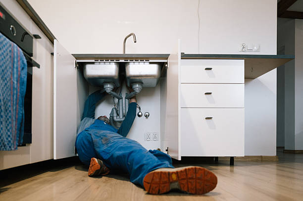 Professional Drain Cleaning technician working in Columbia, IL